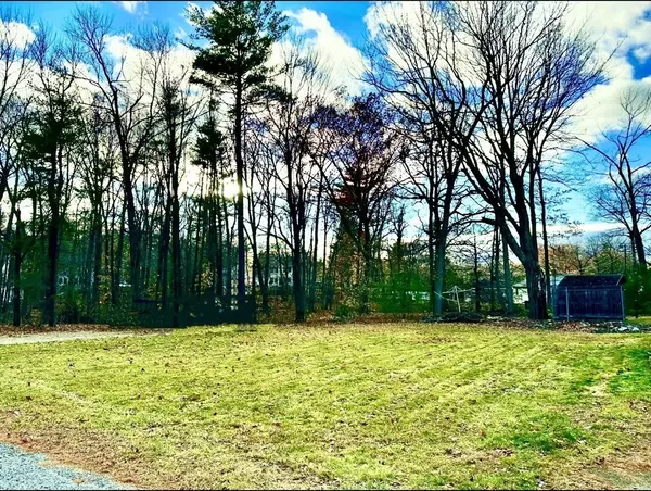 Leominster, MA 01453,315 Grant St