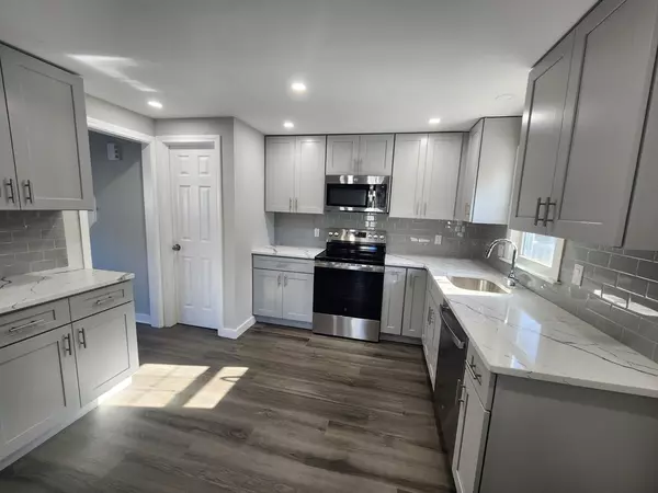 Randolph, MA 02368,11 Regina #2