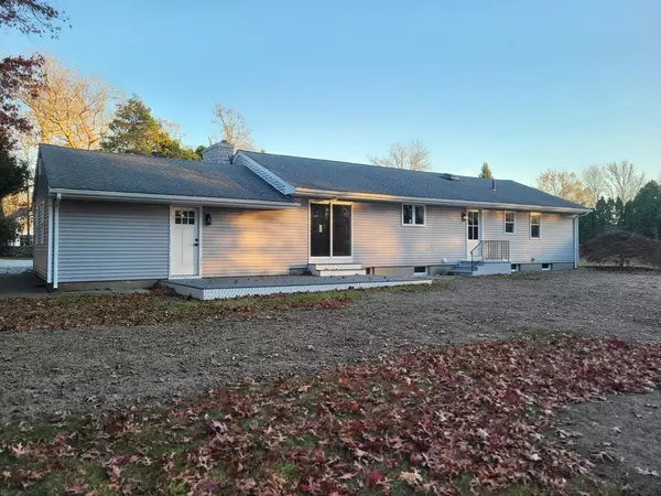 Westport, MA 02790,837 Main Road