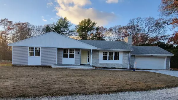 837 Main Road, Westport, MA 02790