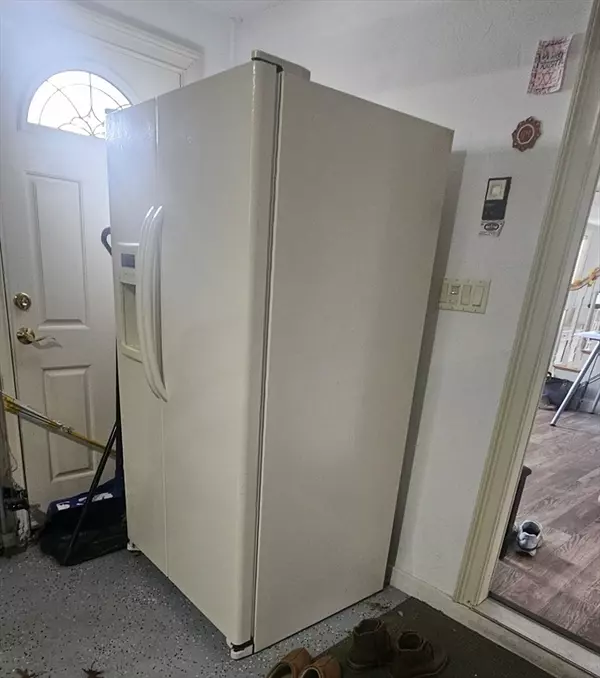 Attleboro, MA 02703,227 Thurber Ave