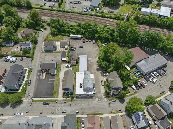 West Springfield, MA 01089,43 W School St