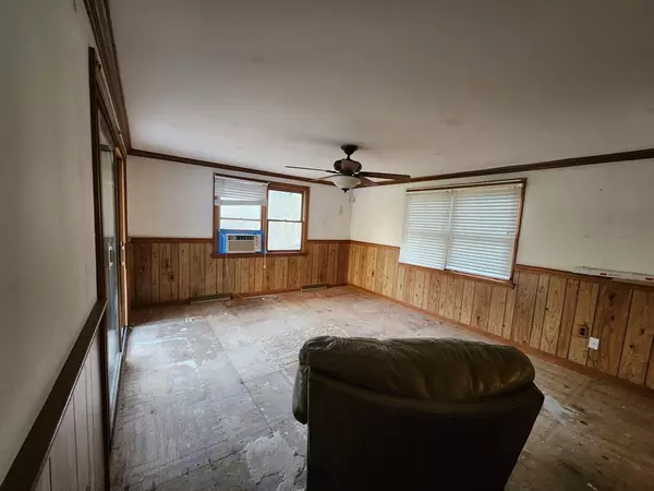 Stow, MA 01775,68 Hudson Rd