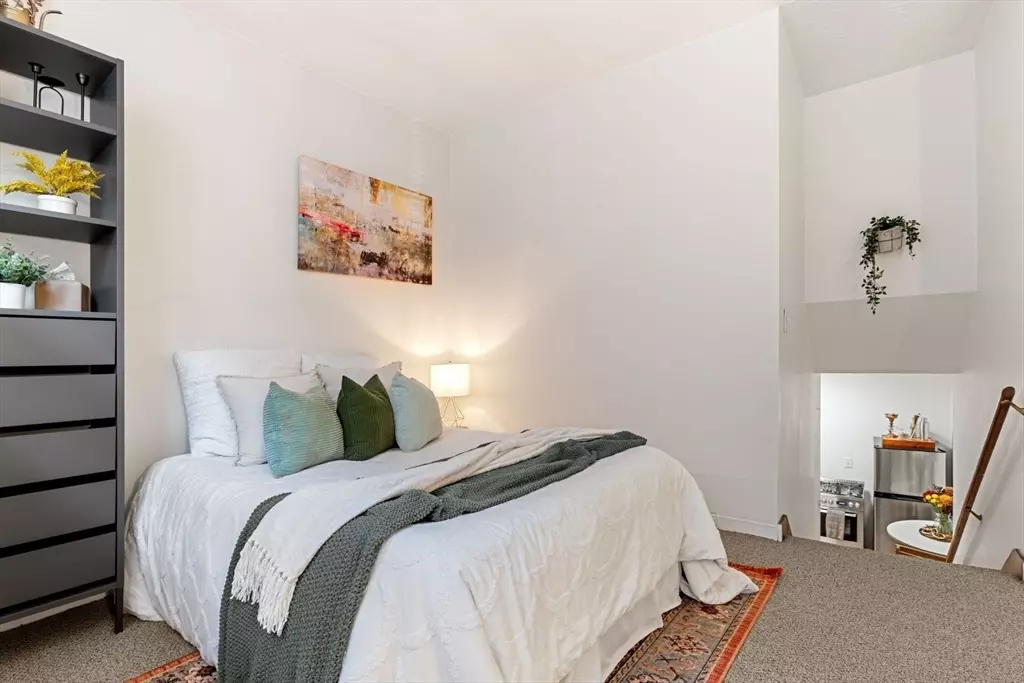 Boston, MA 02113,46 Lewis St ##A