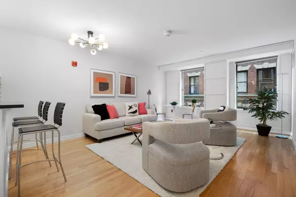 Boston, MA 02110,80 Broad Street #303