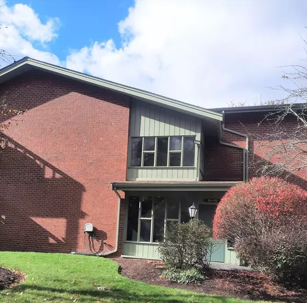 30 Edgewood Lane #30, Marshfield, MA 02050