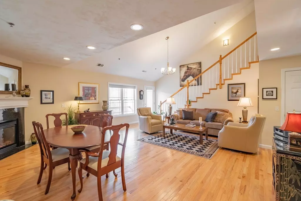 Holden, MA 01520,216 Reservoir St #309