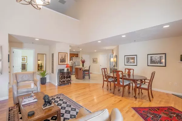 Holden, MA 01520,216 Reservoir St #309