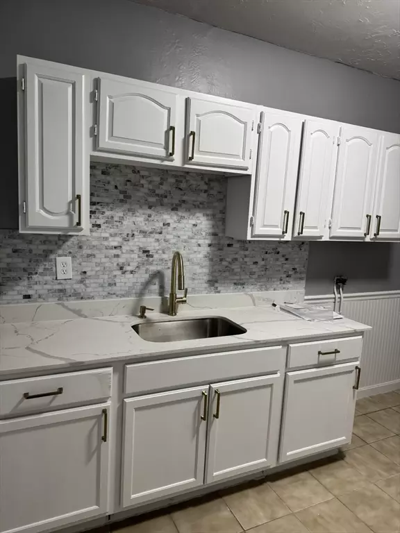 Worcester, MA 01604,57 Hamilton St #1