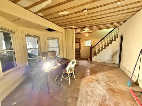 Watertown, MA 02472,14 Royal St