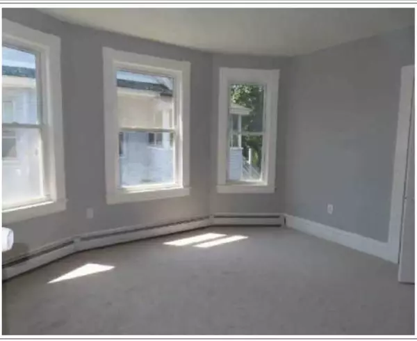 Lowell, MA 01851,27 Burtt St #1