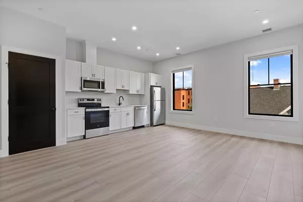 198 Albion #202, Wakefield, MA 01880