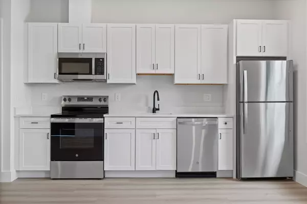 Wakefield, MA 01880,198 Albion #202