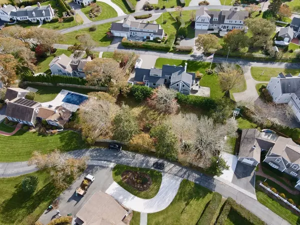 Harwich, MA 02671,19 Riverway