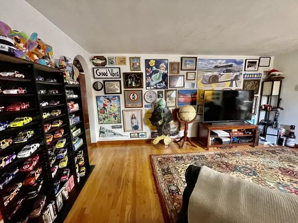 Newton, MA 02460,226-226 Nevada Street #226