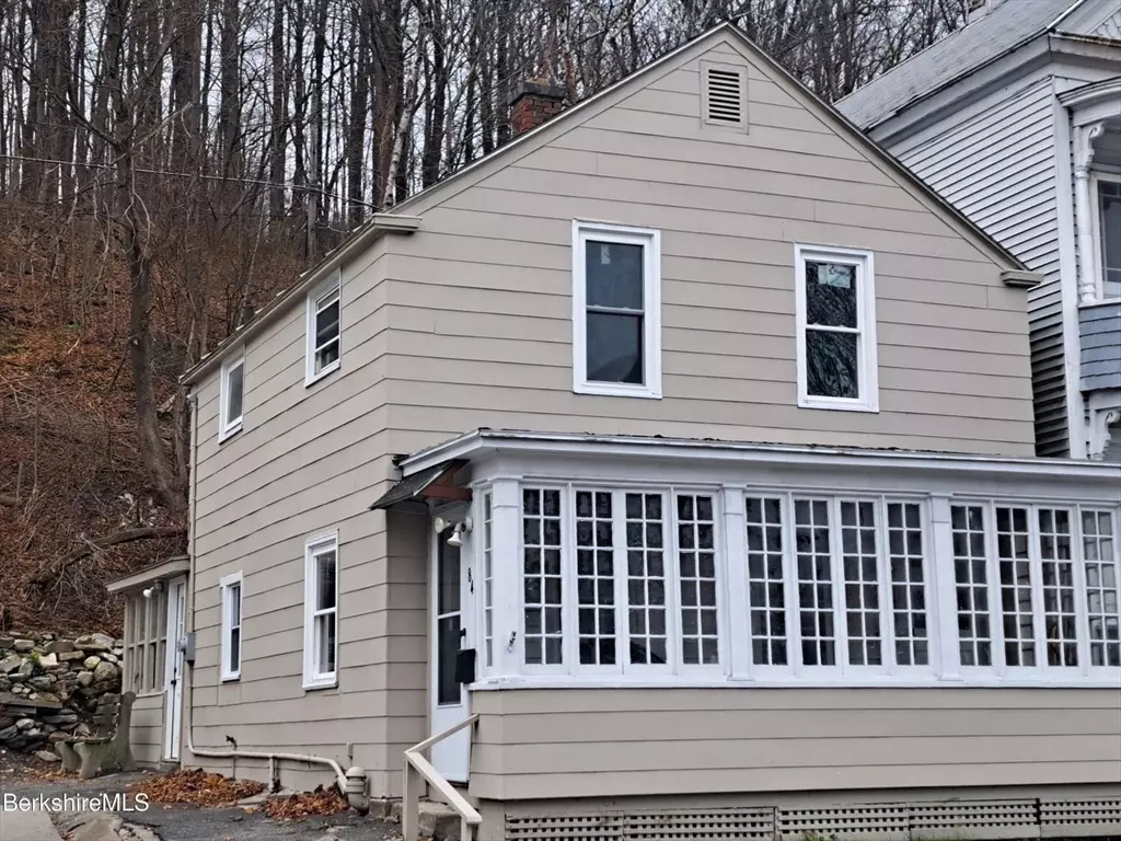 North Adams, MA 01247,84 West Main Street