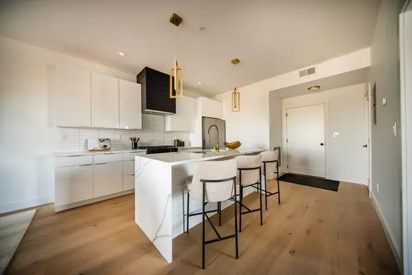 Quincy, MA 02169,66 Mcgrath #508