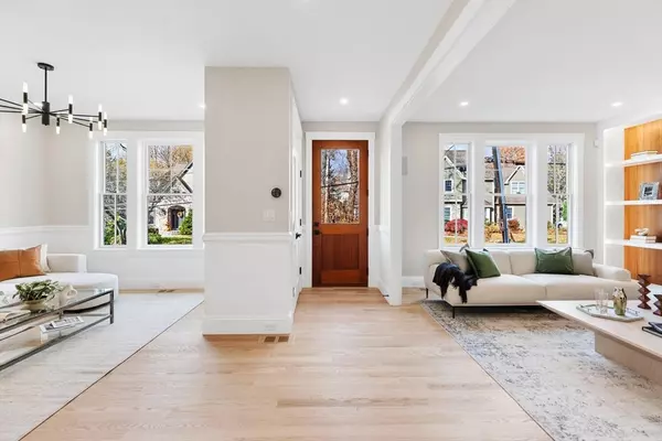 Winchester, MA 01890,19 Town Way