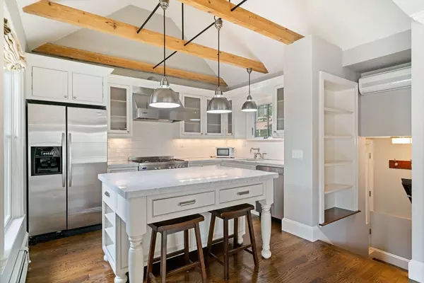 Cambridge, MA 02140,23 Bellis Circle