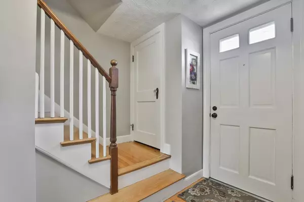 Wakefield, MA 01880,10 Converse St