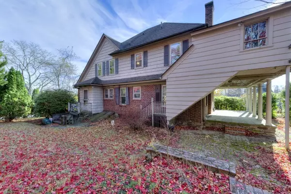 Worcester, MA 01602,24 Hadwen Road