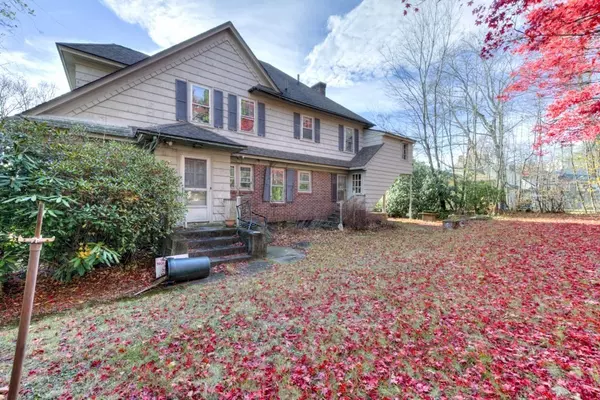 Worcester, MA 01602,24 Hadwen Road