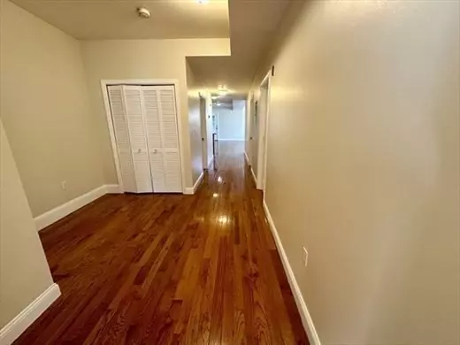 Boston, MA 02125,12 Woodcliff St #2