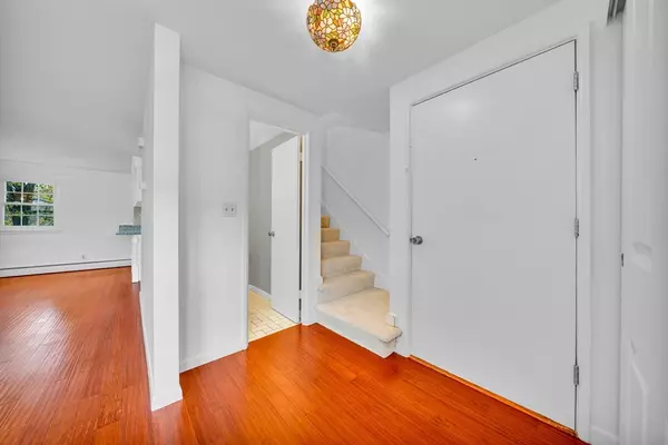 North Andover, MA 01845,88 Kingston St #88