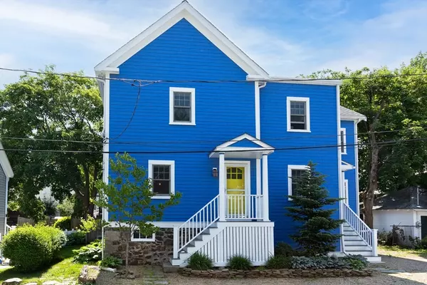Marblehead, MA 01945,15 Lindsey Street