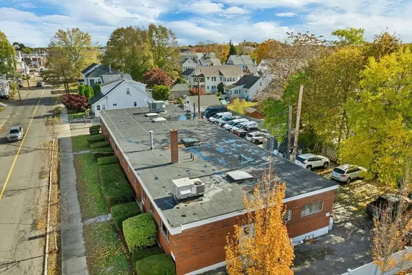 Wakefield, MA 01880,36 W Water St