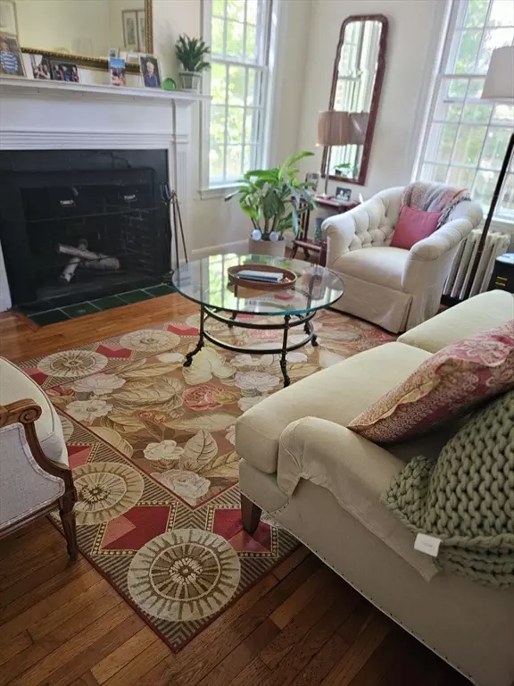 Cambridge, MA 02138,6 Dunstable Rd #n/a