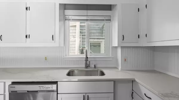 New Bedford, MA 02740,57 Shawmut Ave