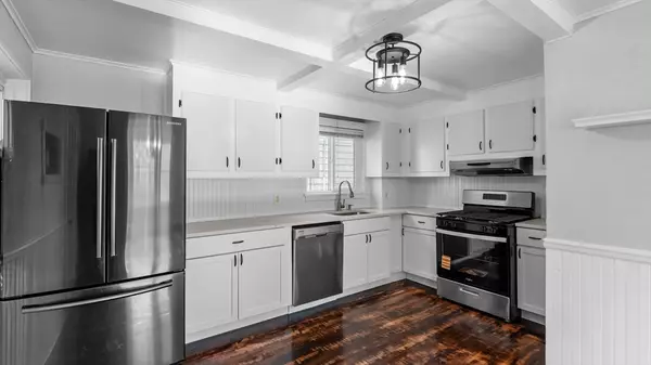 New Bedford, MA 02740,57 Shawmut Ave