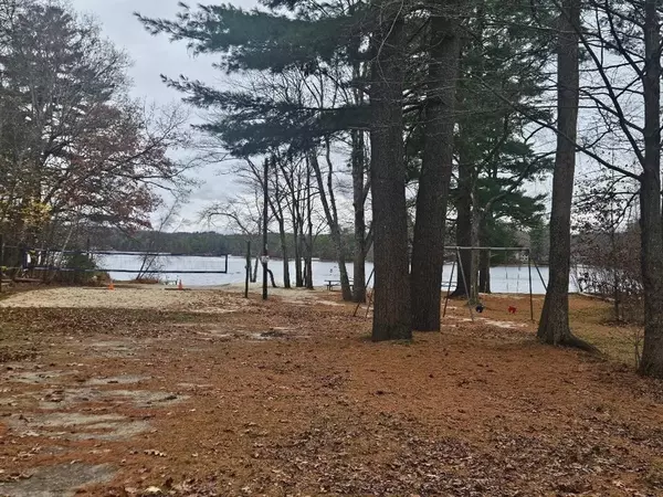 Lunenburg, MA 01462,55 Beachview