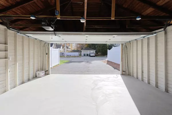 Franklin, MA 02038,97 Fisher St