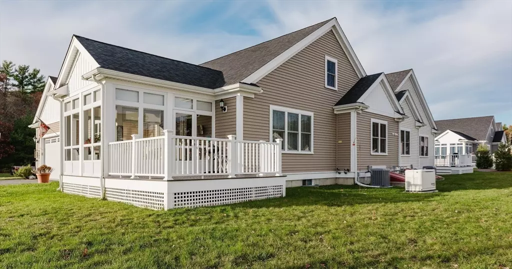 Rochester, MA 02770,4 Sarahbeth Lane #1