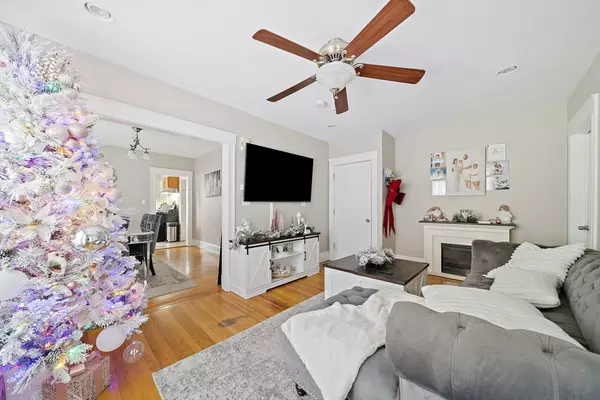 Quincy, MA 02169,20-22 Putnam St