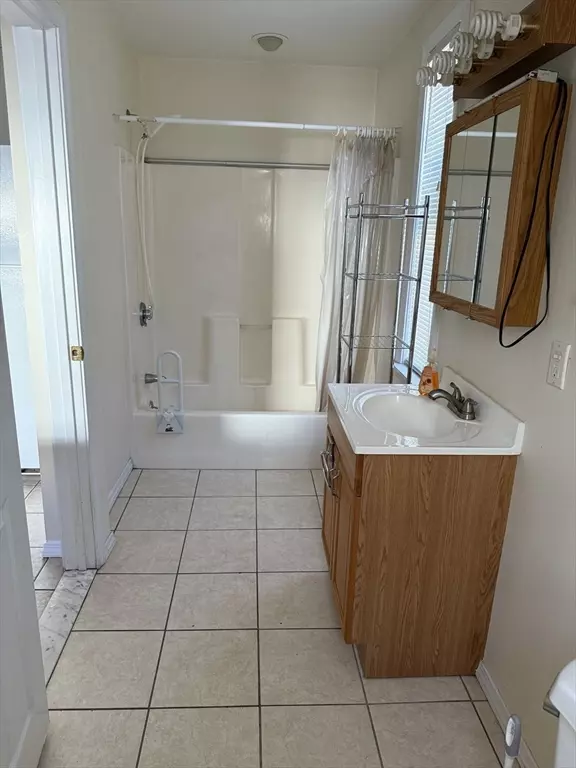 Everett, MA 02149,66 Cottage #1