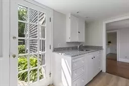 Hingham, MA 02043,191-193 South St #2