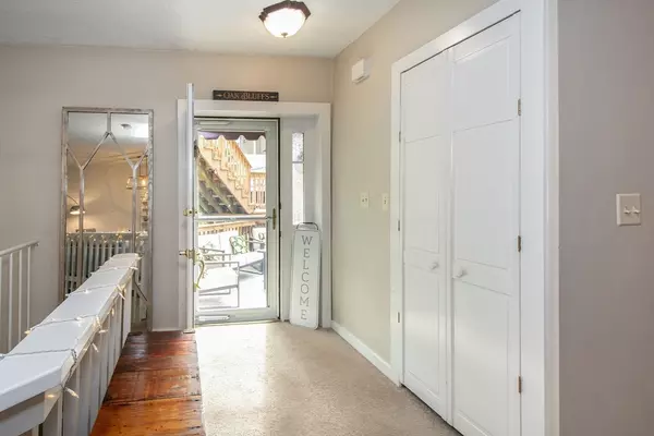 Weymouth, MA 02189,675 Pleasant St #8