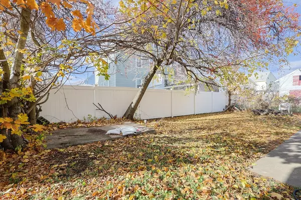 Malden, MA 02148,33 Blaine St