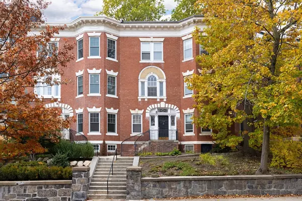 1572 Beacon Street, Brookline, MA 02446