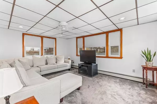 Stoughton, MA 02072,32 Johnson Rd