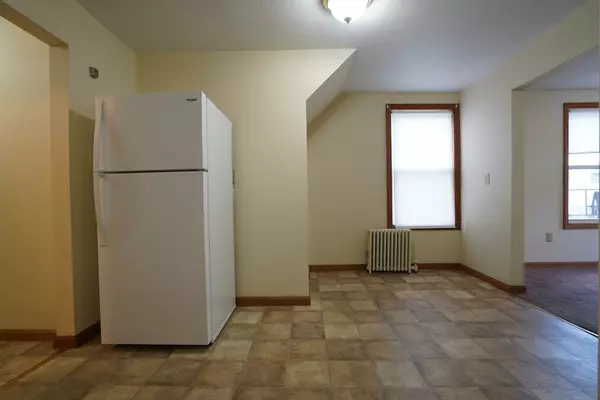 Watertown, MA 02472,96 Nichols Ave #B