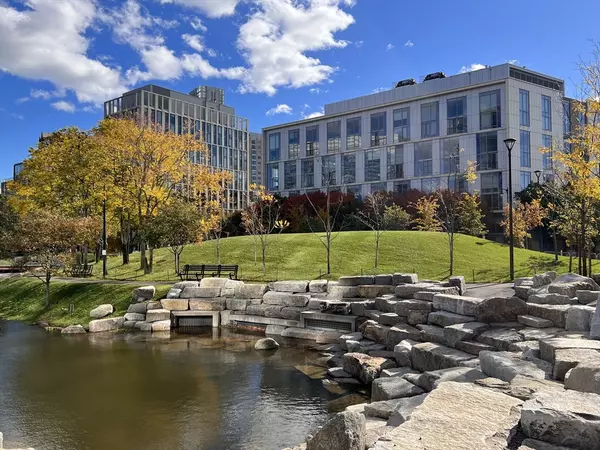 Cambridge, MA 02141,1 Earhart #725