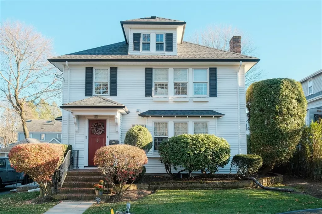 Medford, MA 02155,11 Whitney Rd