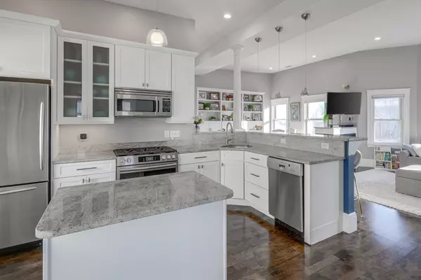 Boston, MA 02127,41 Farragut Rd #3