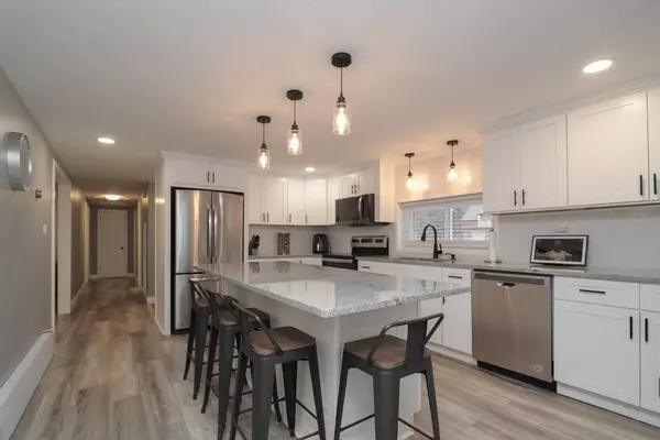 Oxford, MA 01540,72 Charlton St