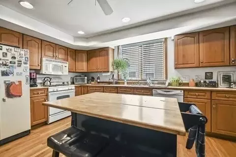 Waltham, MA 02453,25 Berkshire #25