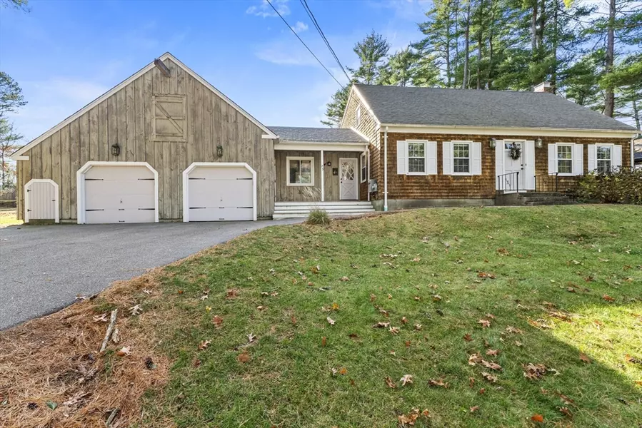 73 Butterworth Dr, Attleboro, MA 02703